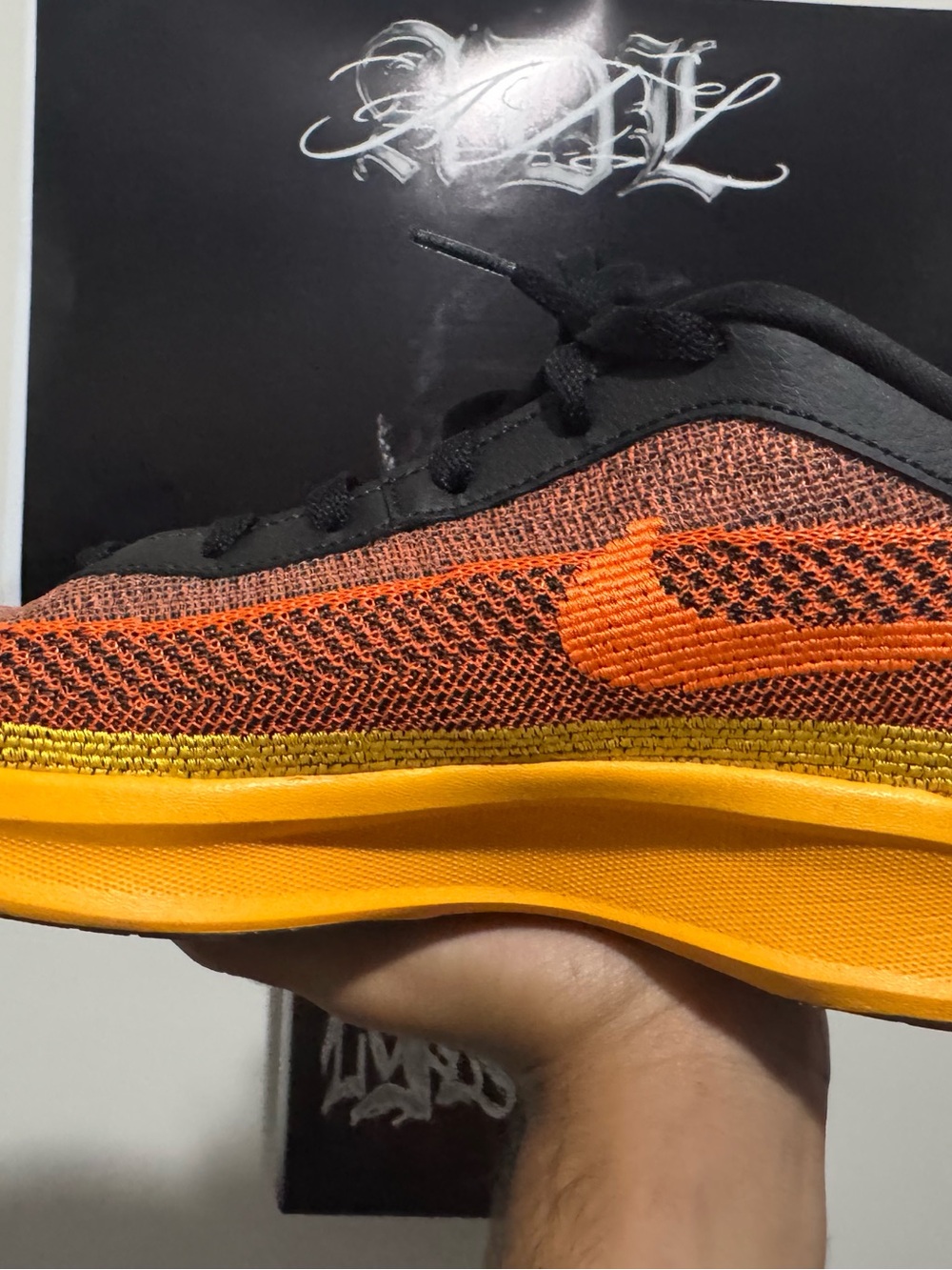 Nike G.T. Hustle Academy Orange Flyknit
Size 11 men - Picture 3 of 11